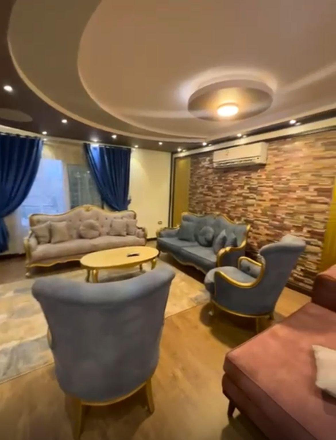 شقة - للبيع - مفروش - المهندسين - شارع شهاب