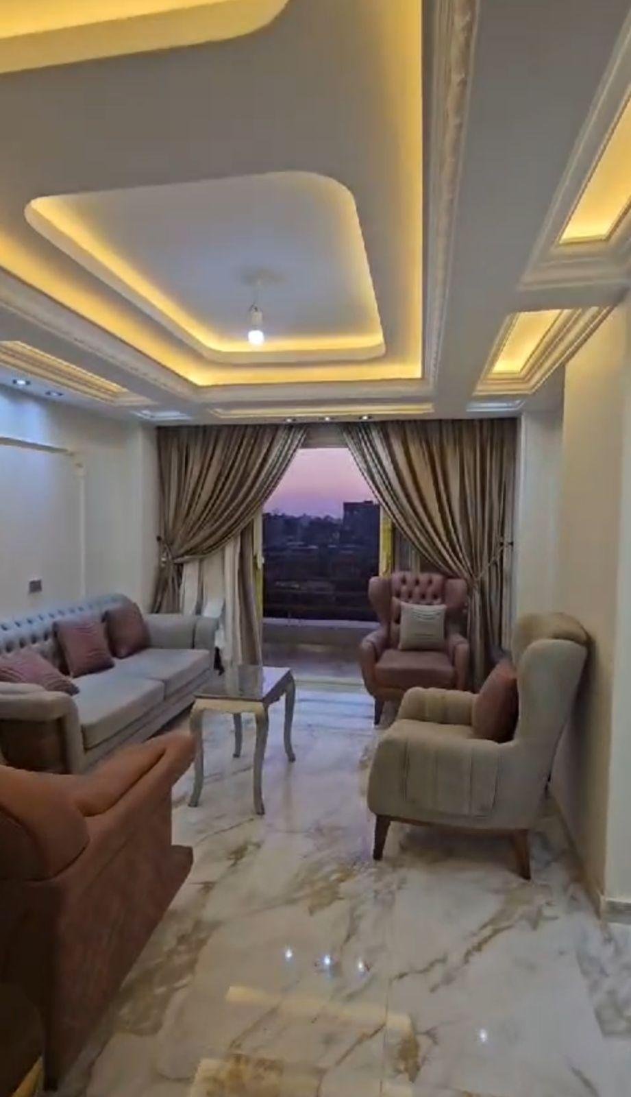شقة - للبيع - مفروش - المنيل - جوار كبري الملك الصالح