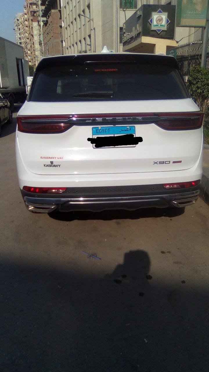 X90